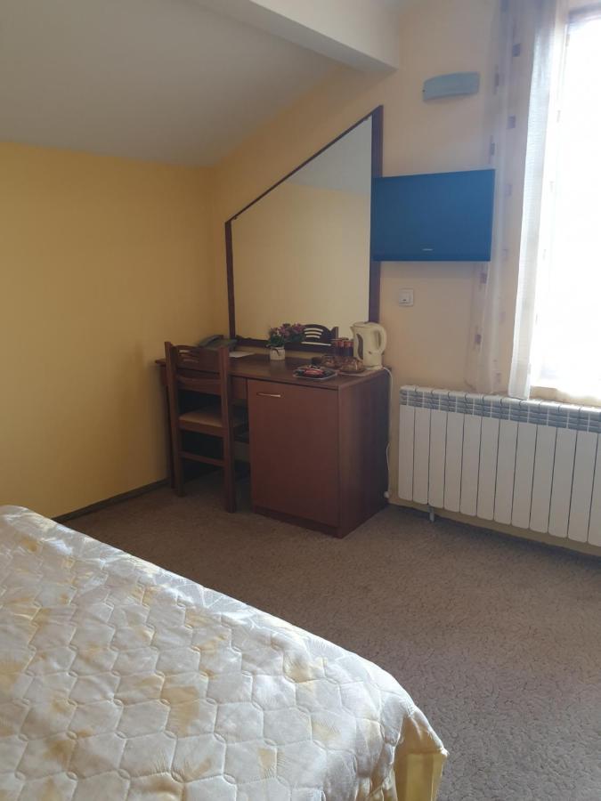 בנסקו Guesthouse Kiritsovi מראה חיצוני תמונה