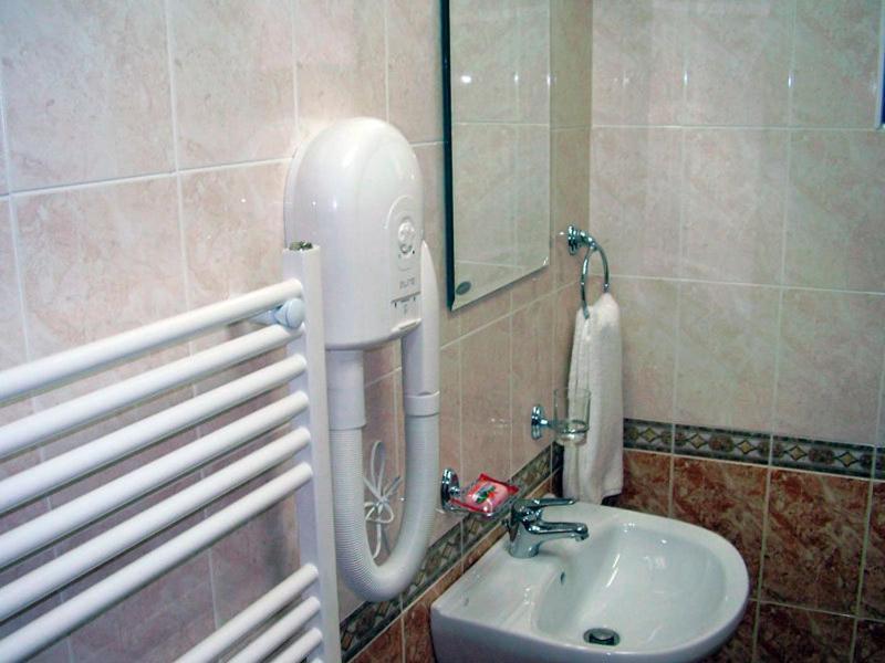 בנסקו Guesthouse Kiritsovi מראה חיצוני תמונה