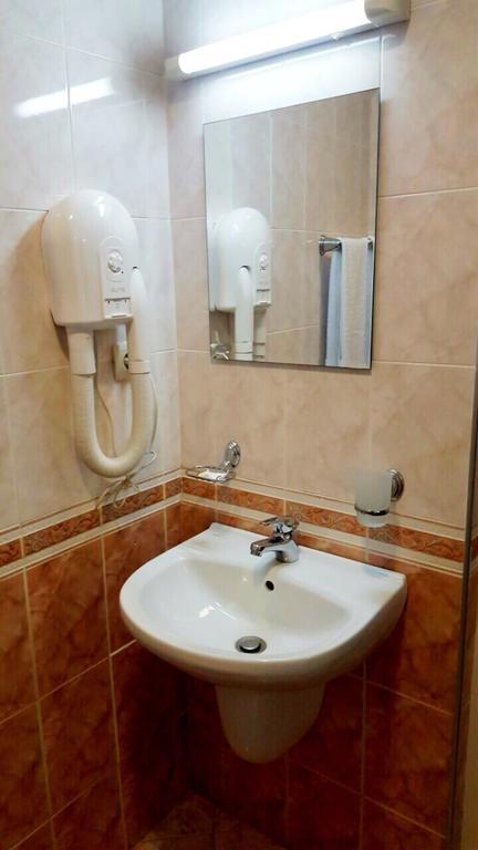 בנסקו Guesthouse Kiritsovi מראה חיצוני תמונה